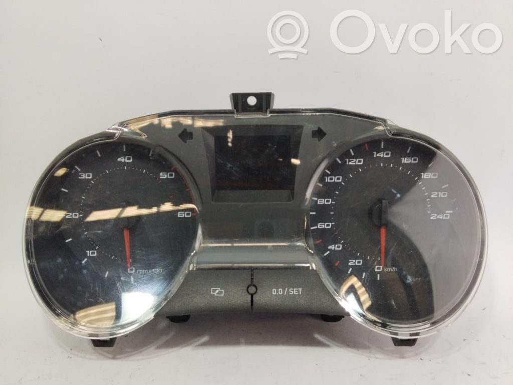 Seat Ibiza IV (6J,6P) Vitezometru (grup de instrumente) 