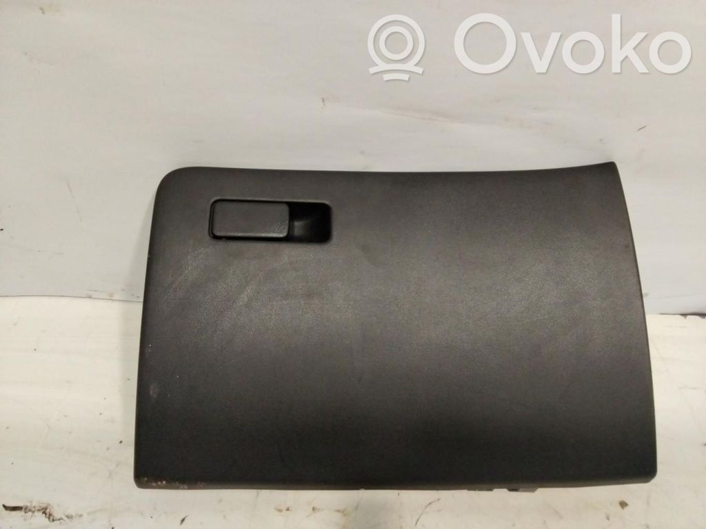 Guantera   84510N7000