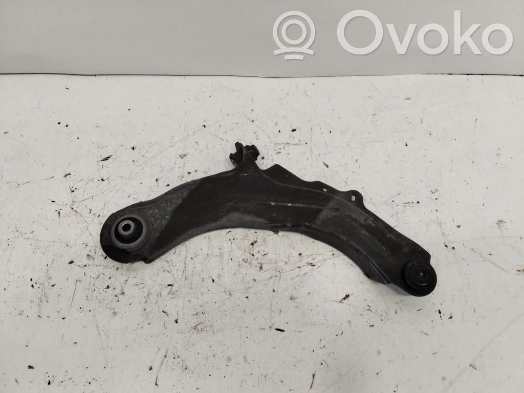 Renault Captur Braccio di controllo sospensione anteriore inferiore/braccio oscillante 