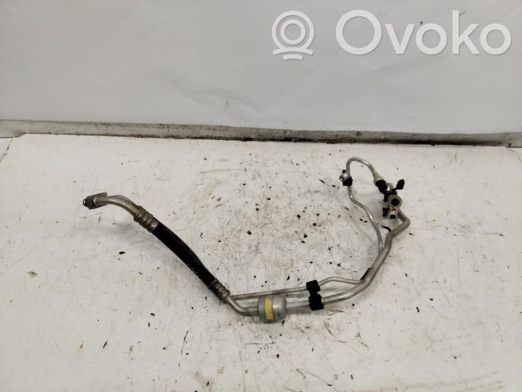 Opel Corsa E Ilmastointilaitteen putki (A/C) 