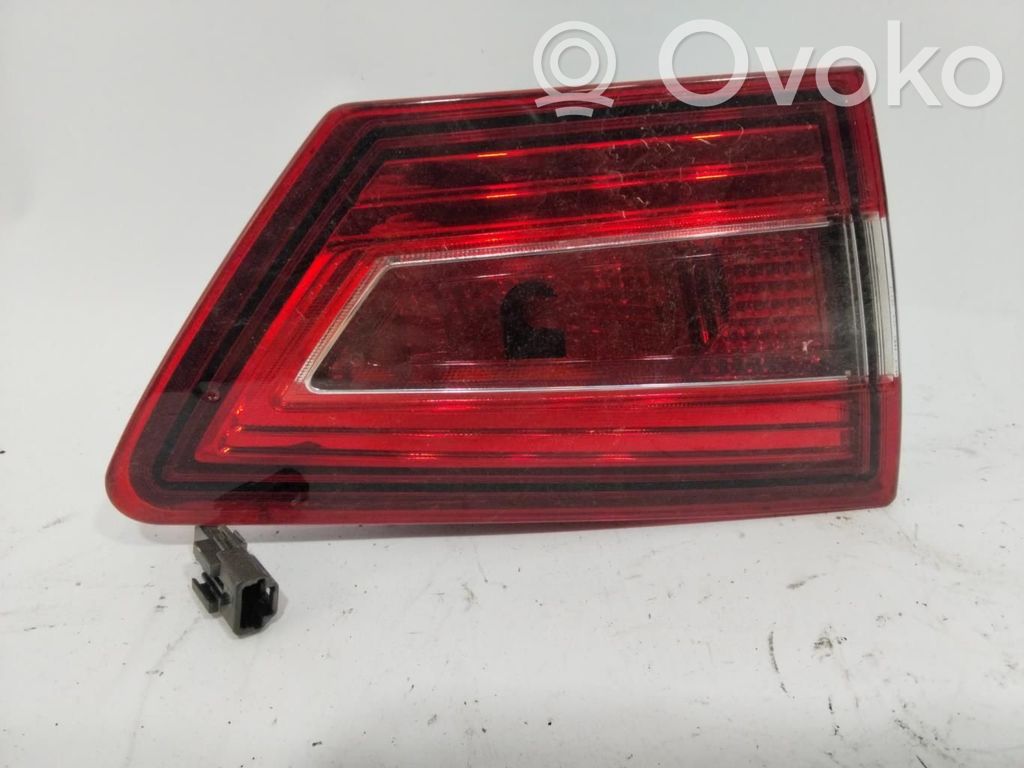 Renault Clio III Feux arrière / postérieurs