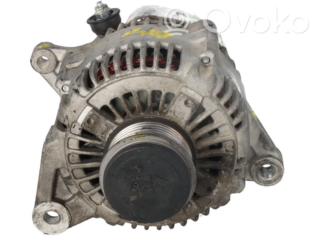 Jeep Cherokee III KJ Generatorius 