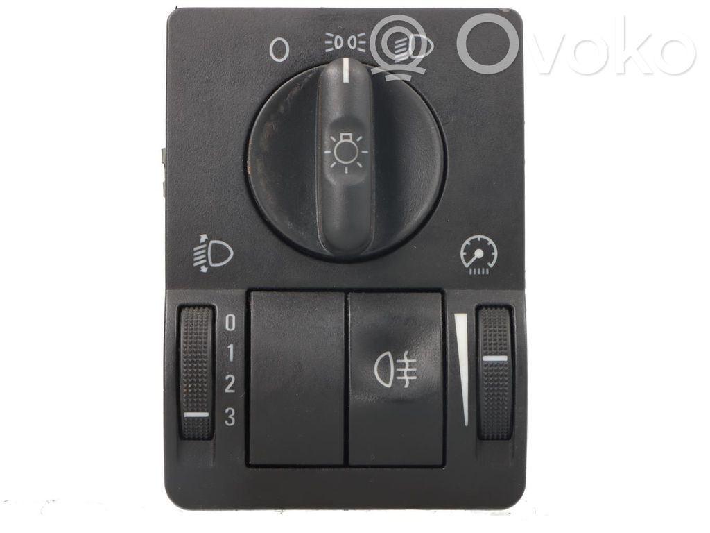 Opel Corsa C Light switch 