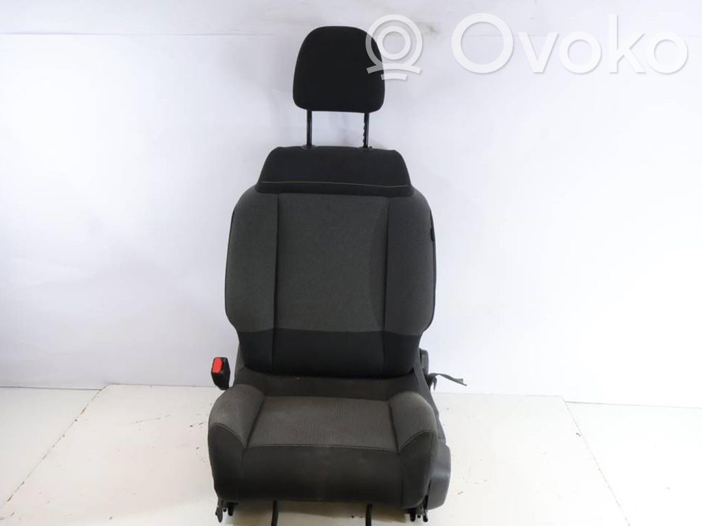 Citroen C3 Kuljettajan istuin 