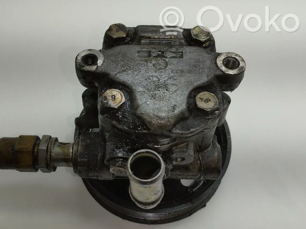 Volkswagen Golf IV Pompe direction assistée 