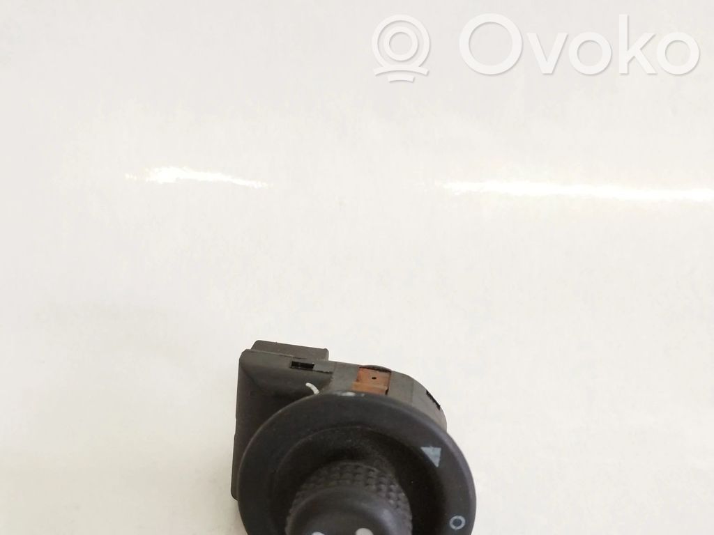 Включатель зеркал   94BG17B676BA,D3L0A