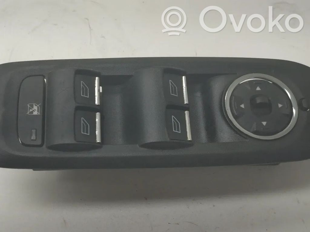 Elektrisko logu slēdzis   7S7T14A132BC,17072007,3PINOS