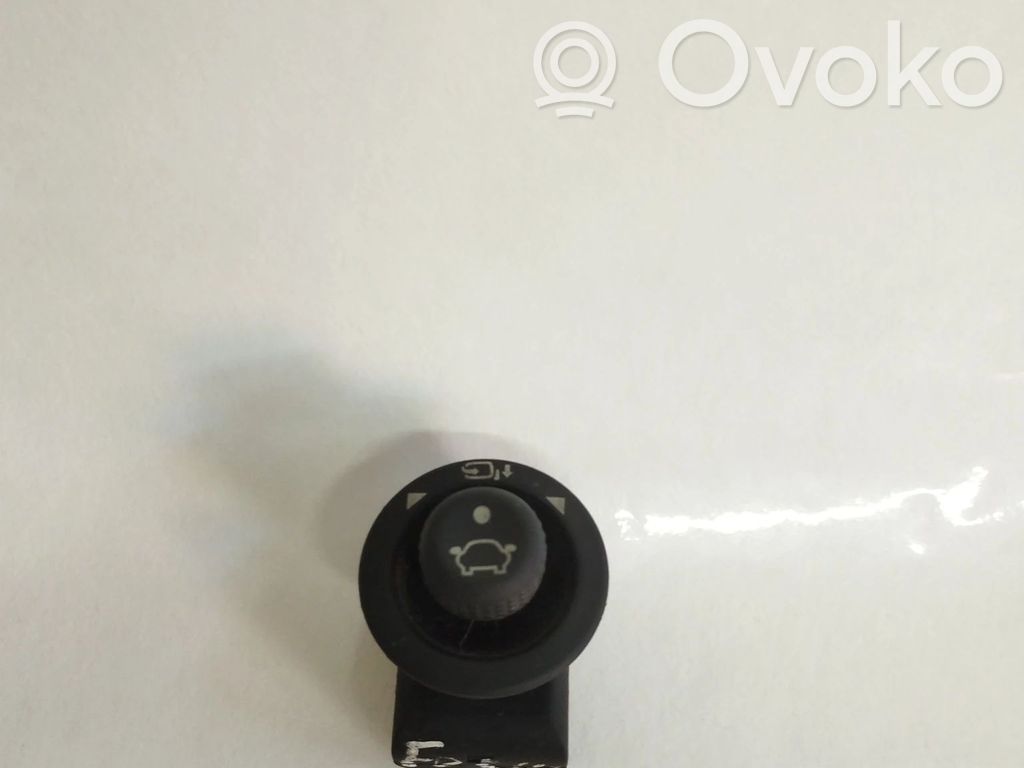 Wing mirror switch   1S7T17B676AA,8PINOS