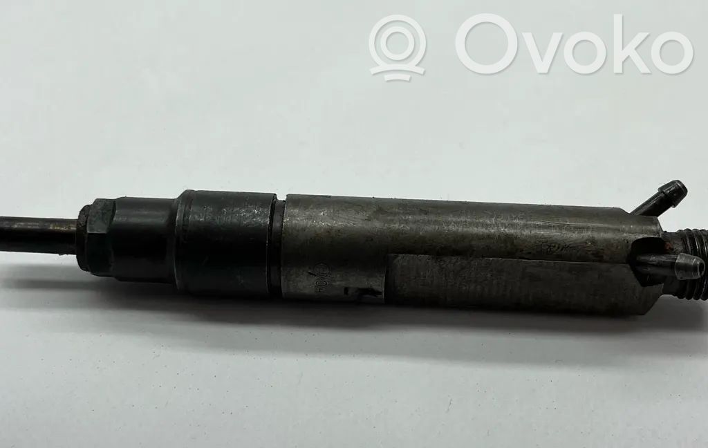 Opel Combo D Inyector de combustible 