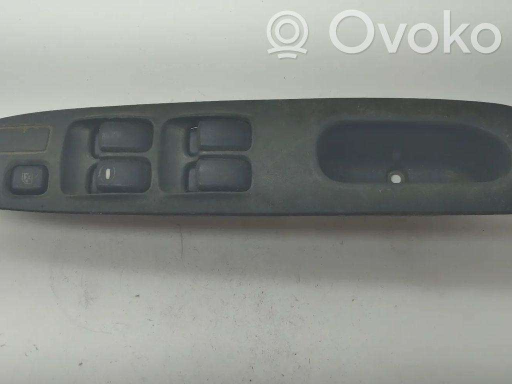 Mitsubishi Lancer Electric window control switch 
