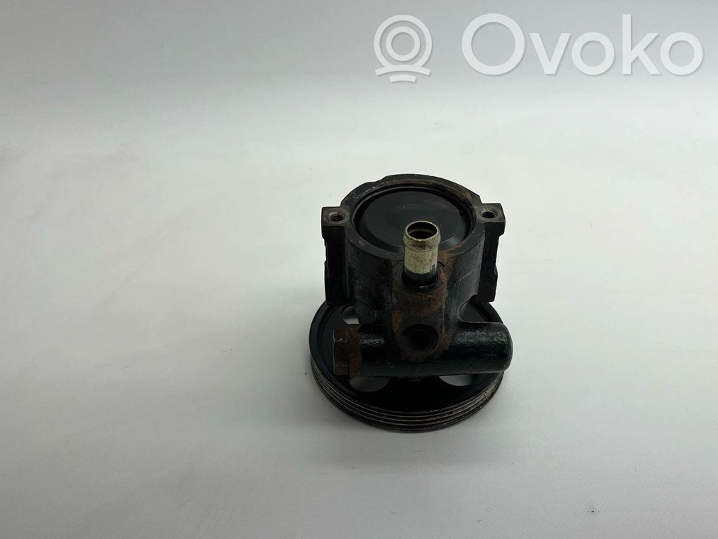 Renault Clio II Ohjaustehostimen pumppu 