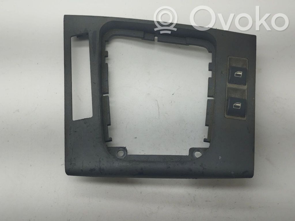 Interruptor del elevalunas eléctrico   8209372,03120220,61318381514,6PINOS