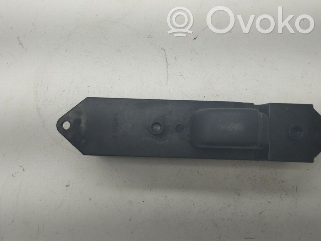 Mitsubishi Lancer VIII Electric window control switch 