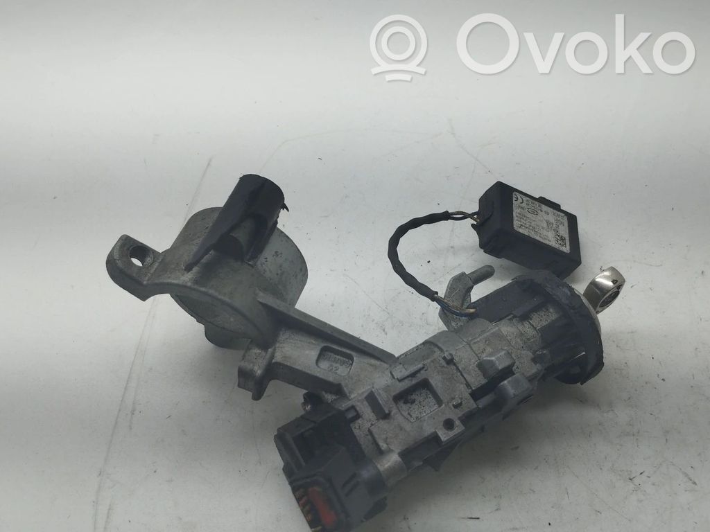 Opel Insignia A Užvedimo spynelė 