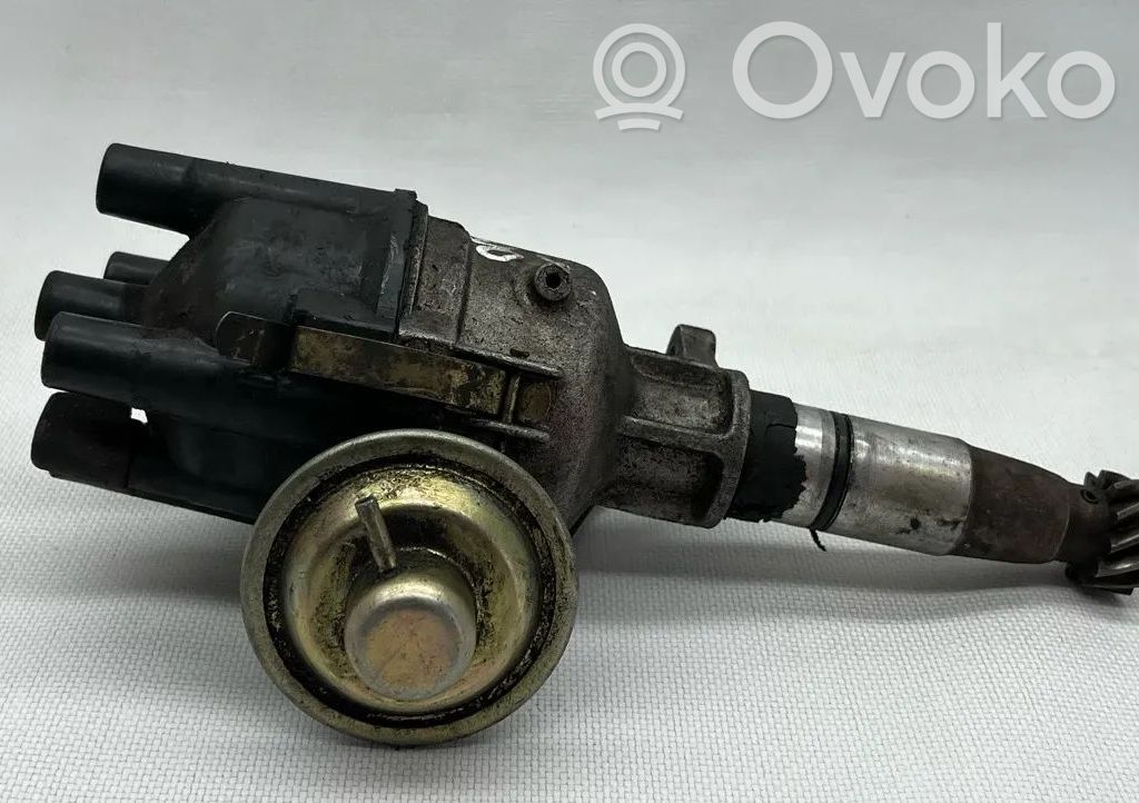 Ignition distributor   T3T62996,2PINOS,8921