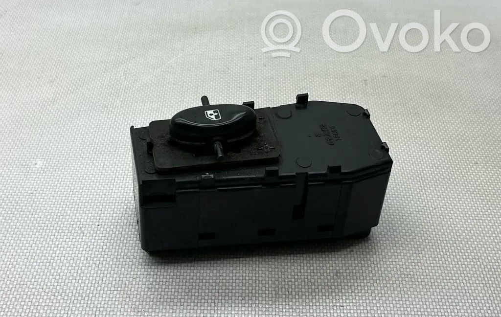 Electric window control switch   9358027000,621W018402,7PINOS