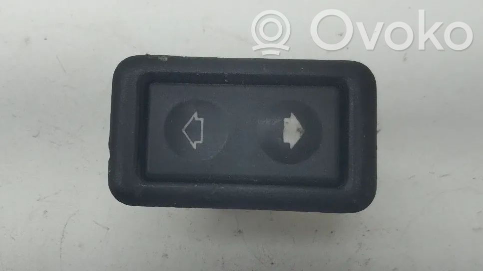 Interruptor del elevalunas eléctrico   1387388,4PINOS