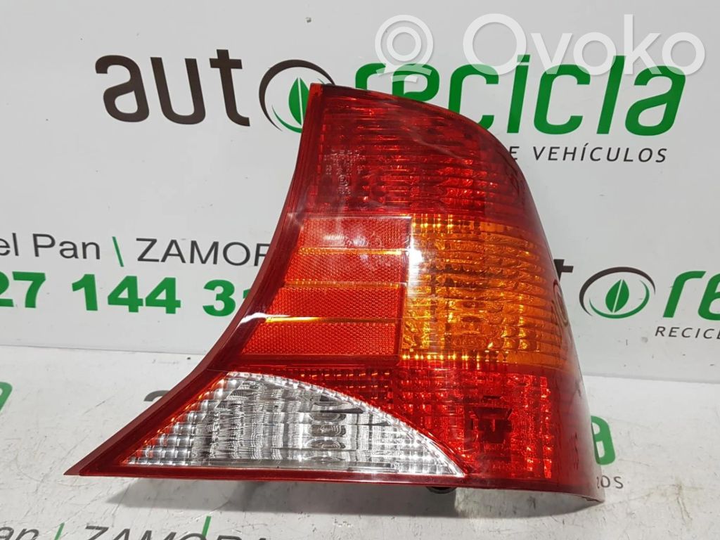 Ford Focus Aizmugurējais lukturis virsbūvē 