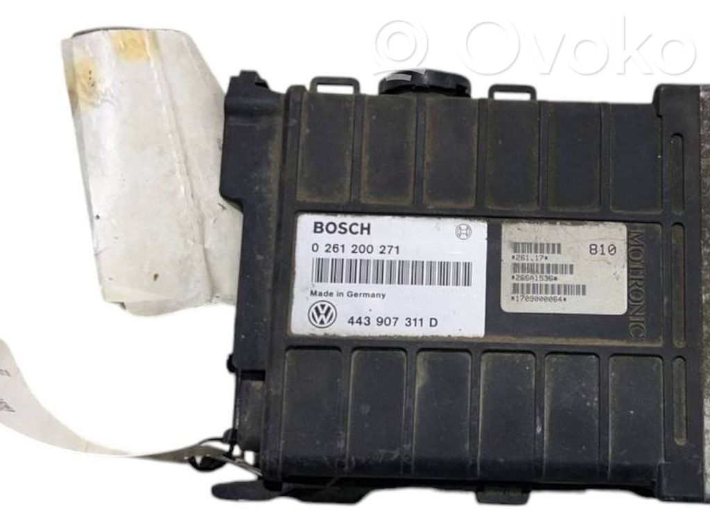 Engine control unit/module   443907311D,26SA1536,0261200271