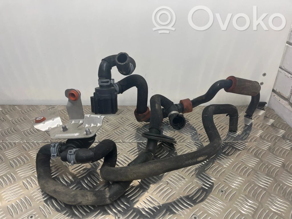 Audi A8 S8 D4 4H Other engine bay part 