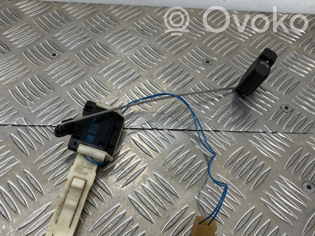 Sensor de nivel de combustible   7L8919673