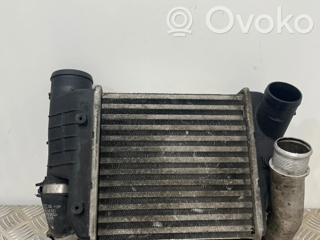Audi A6 S6 C6 4F Interkūlerio radiatorius 
