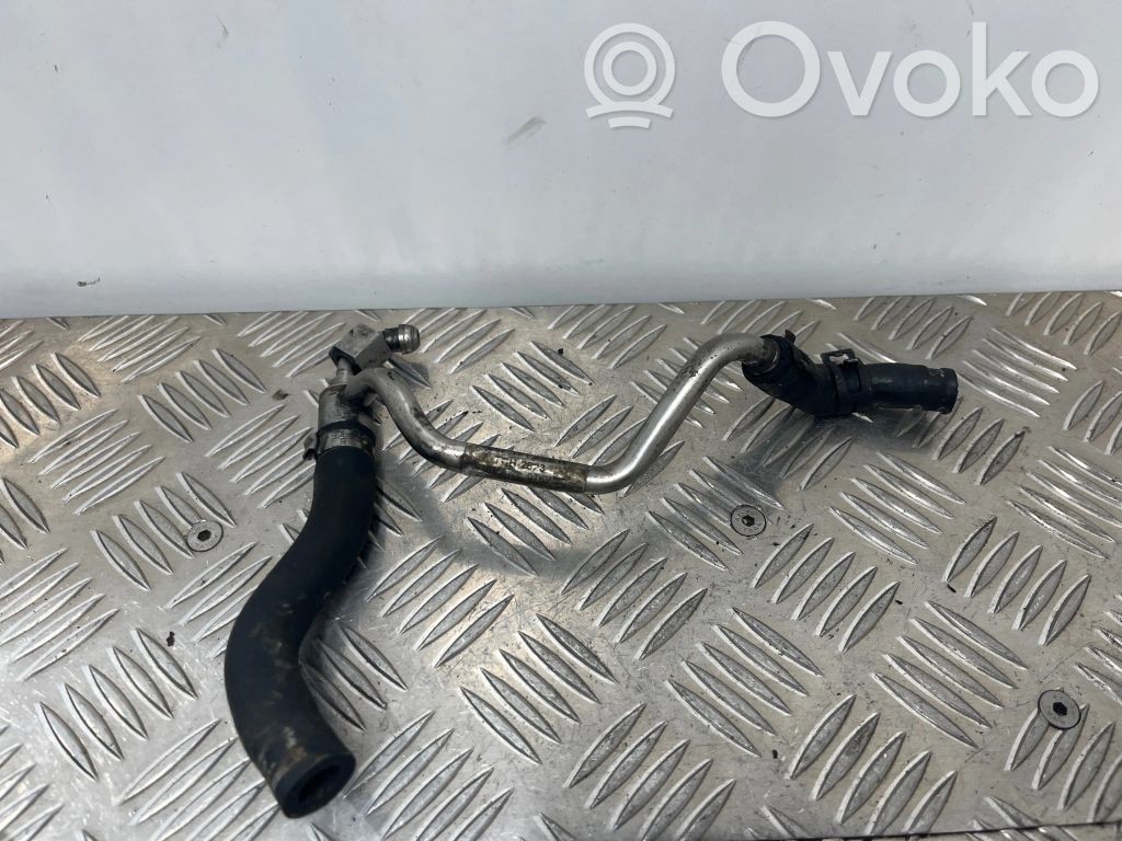 Audi A8 S8 D3 4E Jäähdytysnesteletku 