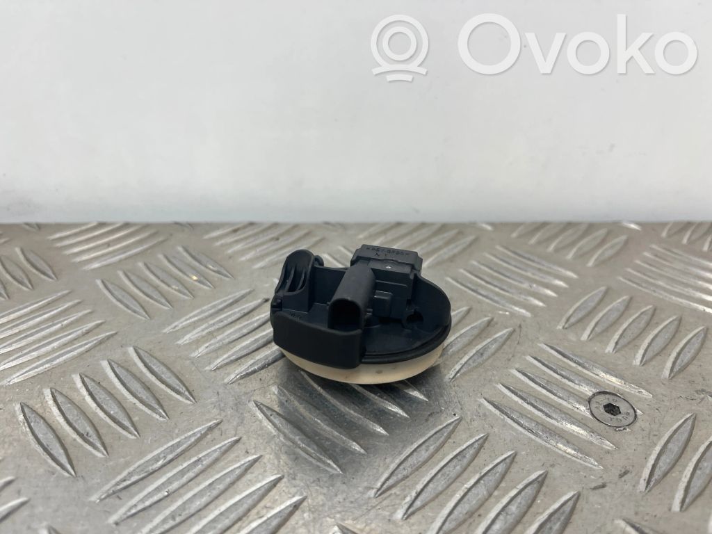 Audi A7 S7 4K8 Airbagsensor Crashsensor Drucksensor 