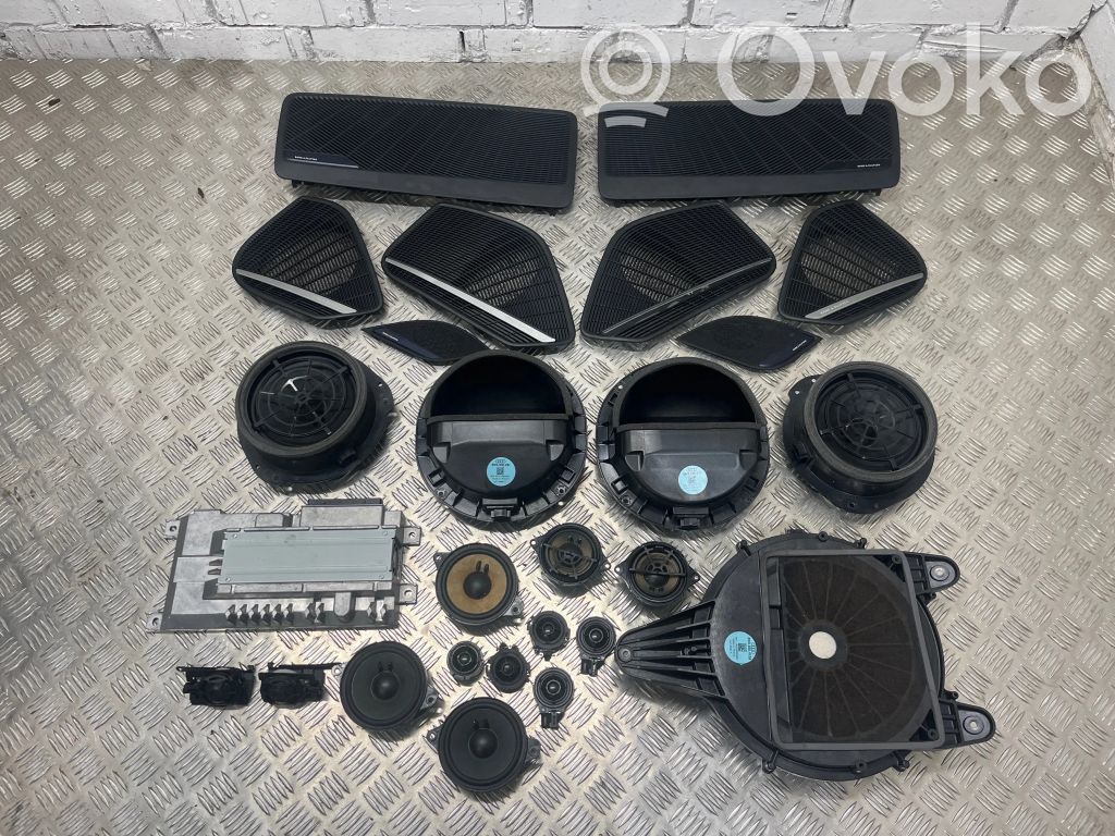 Audi A4 S4 B9 8W Zestaw audio 