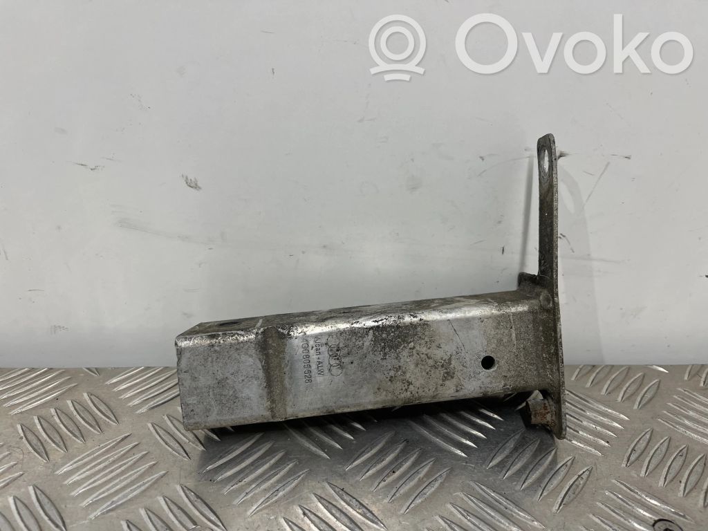 Audi A7 S7 4G Radiator support slam panel bracket 