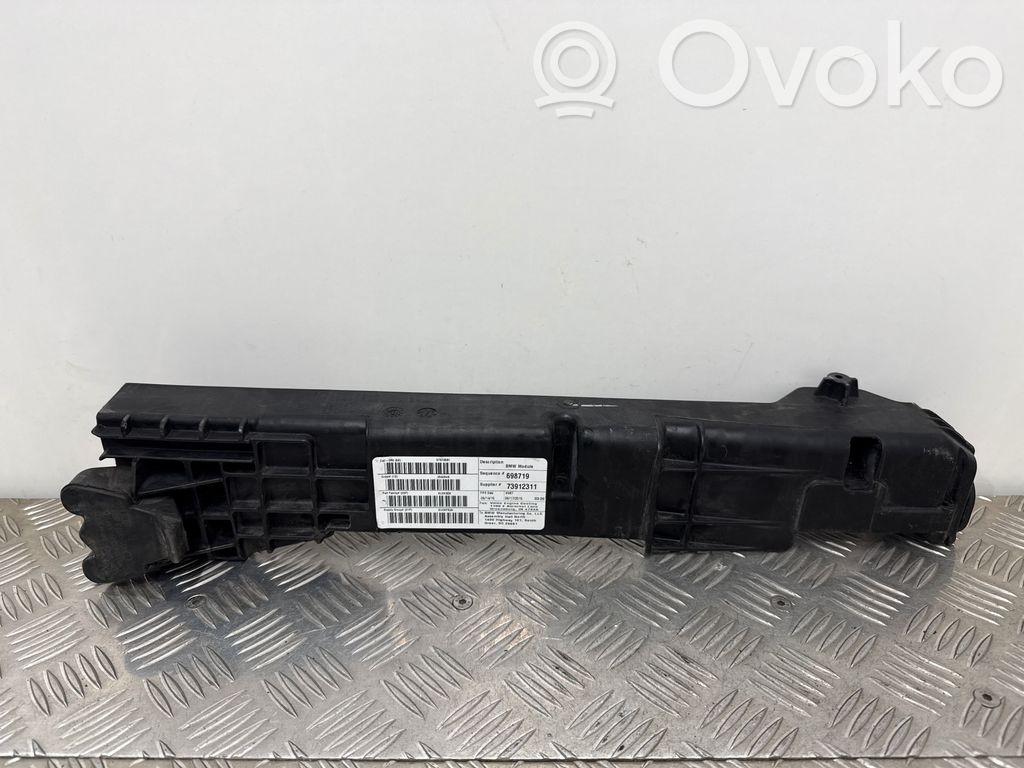 BMW X4 F26 Boczny panel mocowania chłodnicy 