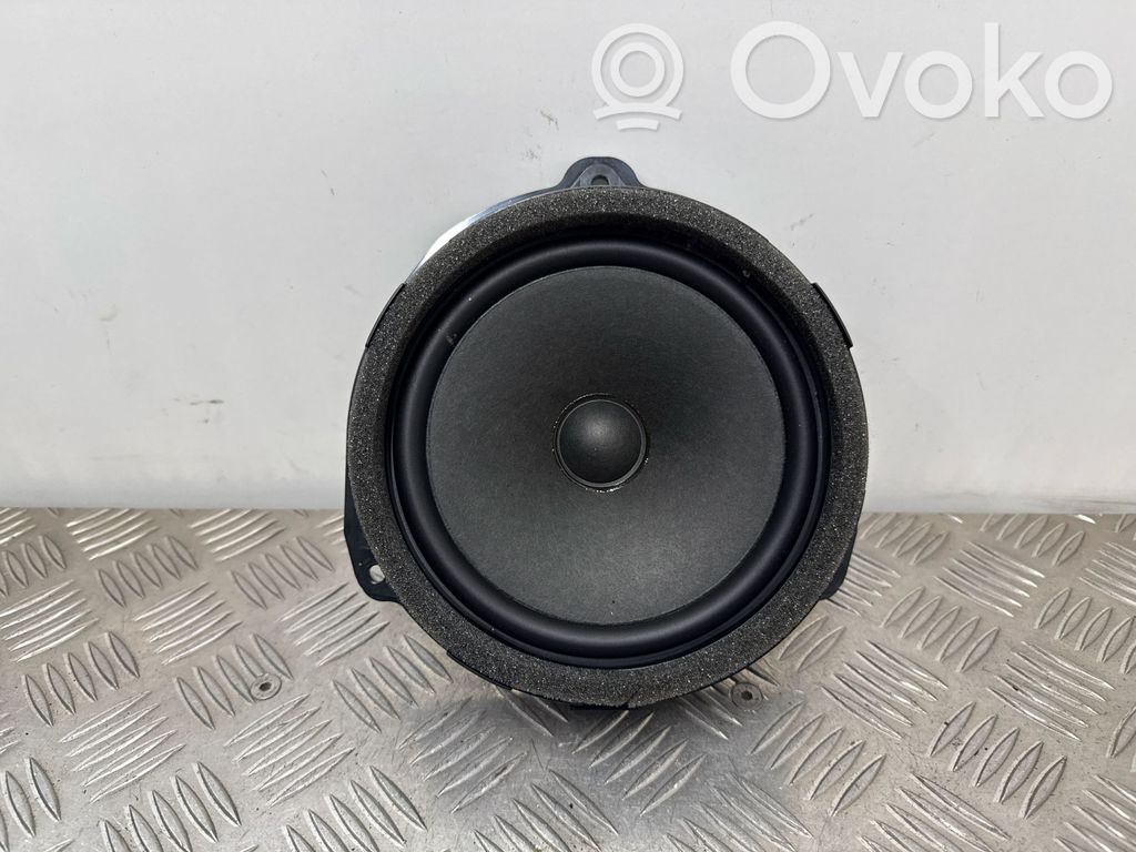 Audi A6 S6 C8 4K Altavoz de la puerta trasera 