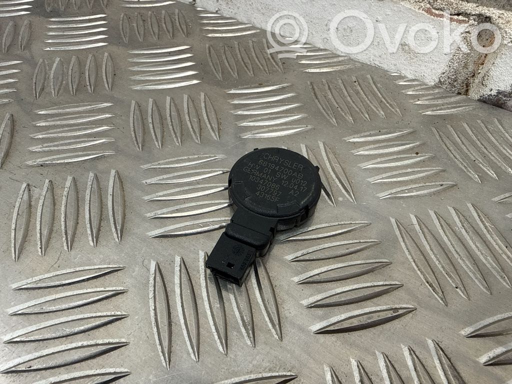 Chrysler Pacifica Rain sensor 