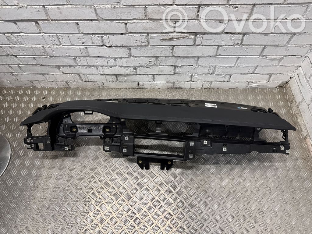 Audi A7 S7 4K8 Панель 