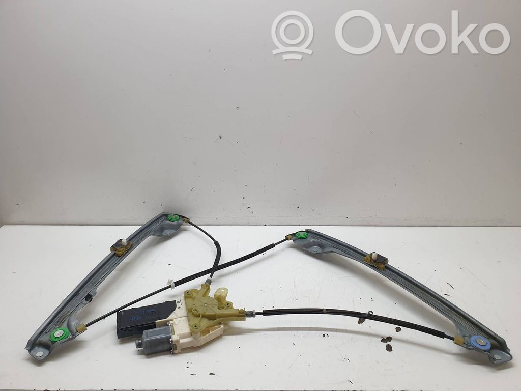 Renault Laguna III Alzacristalli elettrico della portiera anteriore 