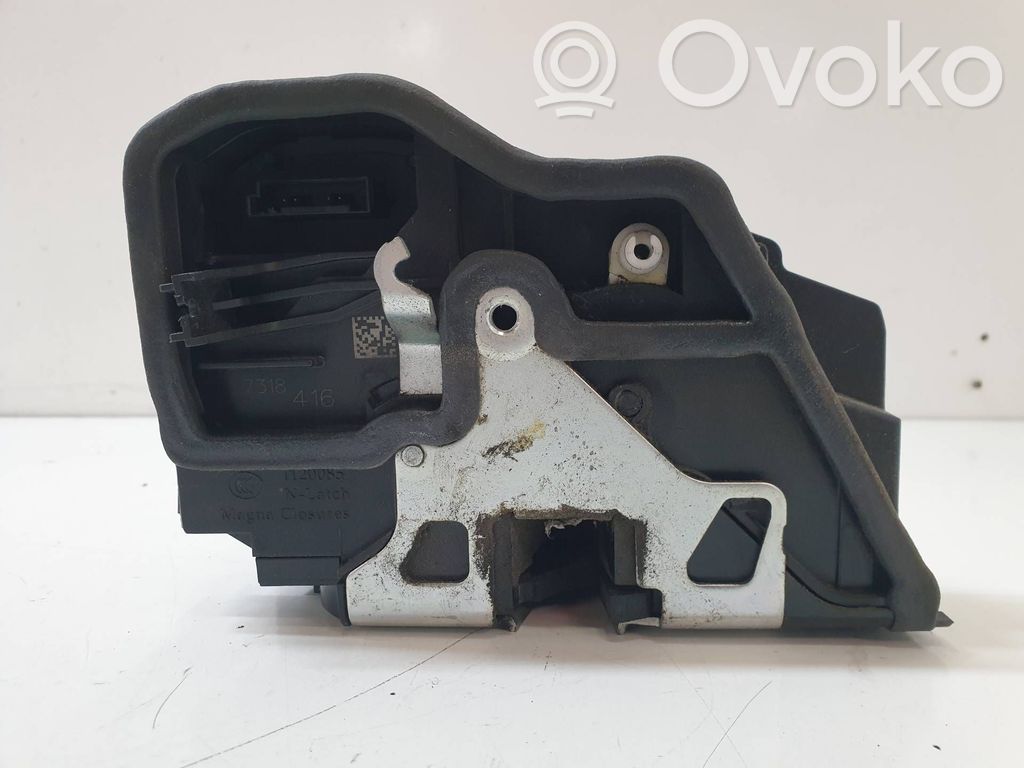 Etuoven lukko   7318416