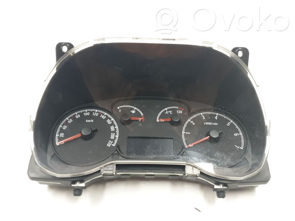 Opel Combo D Speedometer (instrument cluster) 