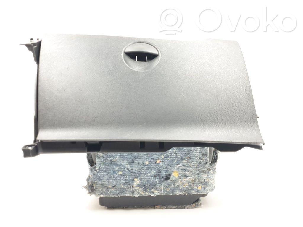 Guantera   681086701R
