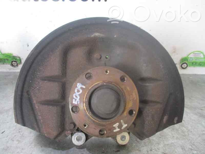 Peugeot 407 Achsschenkel hinten 