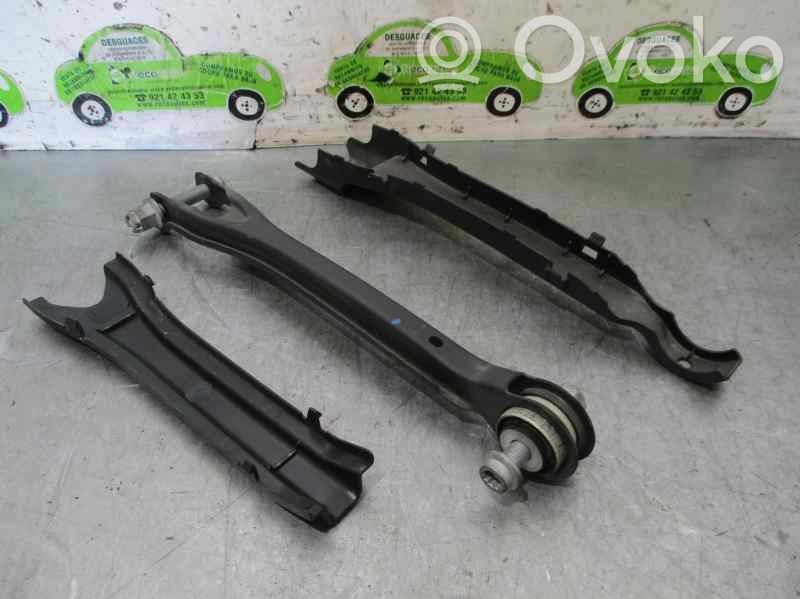 Mercedes-Benz C W205 Braccio di controllo sospensione posteriore 