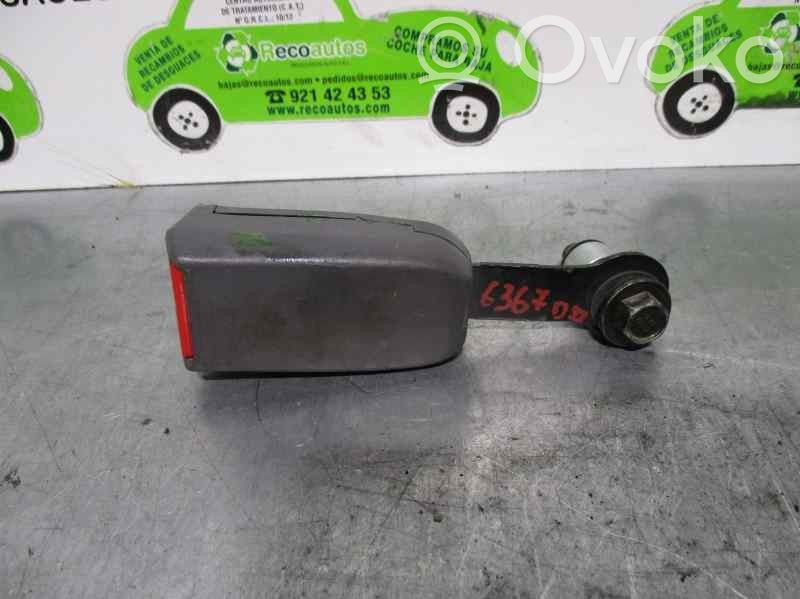 Nissan PickUp Front seatbelt buckle 