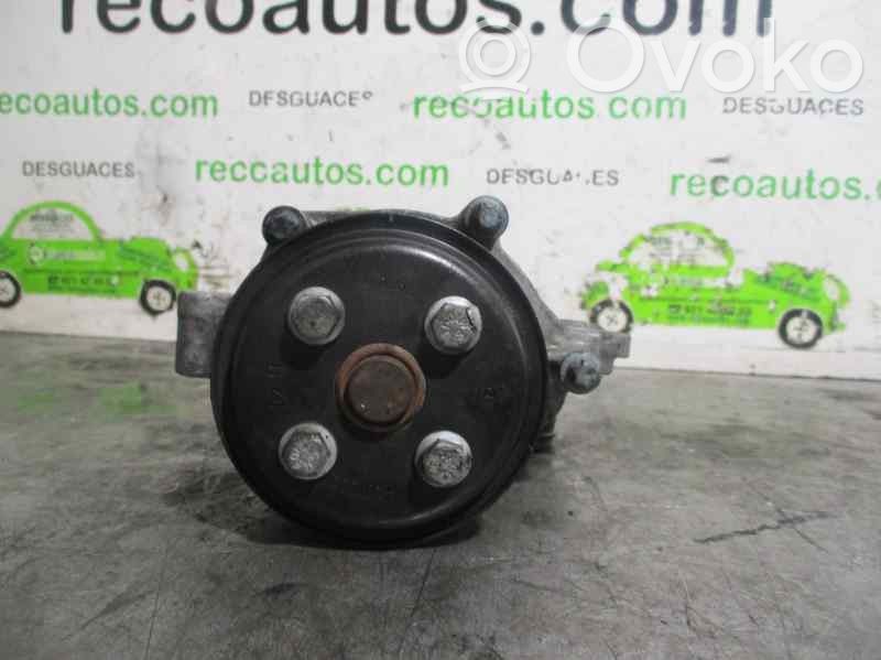 Mercedes-Benz A W169 Vesipumppu 