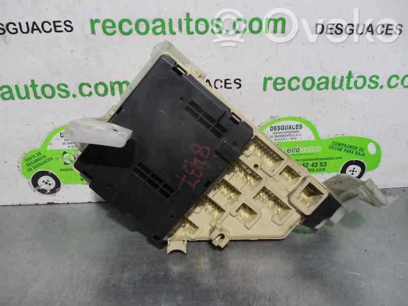 Toyota Prius (XW10) Juego de caja de fusibles