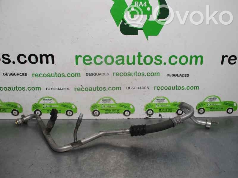 Ford Focus Ilmastointilaitteen putki (A/C) 