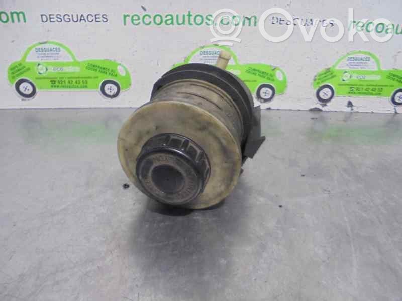 Opel Vivaro Bomba de freno