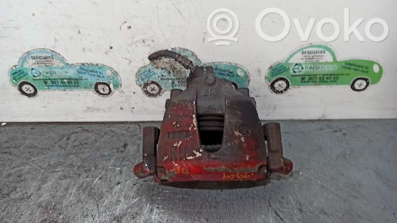 Mazda 5 Zacisk hamulcowy przedni 