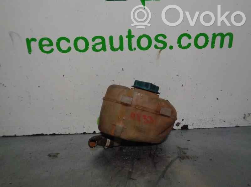 Volvo S70  V70  V70 XC Degvielas izplešanās tvertne 