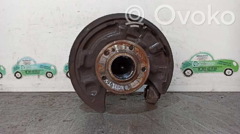 Mercedes-Benz CLA C117 X117 W117 Achsschenkel hinten 