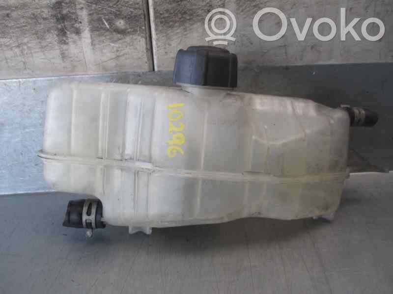Nissan Micra C+C Vas expansiune combustibil 
