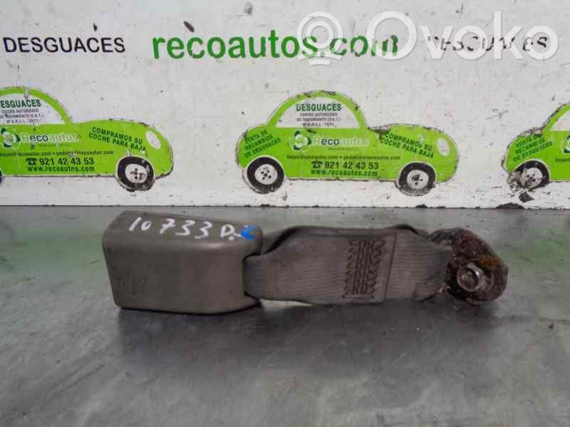 Renault Maxity Gurtschloss vorne